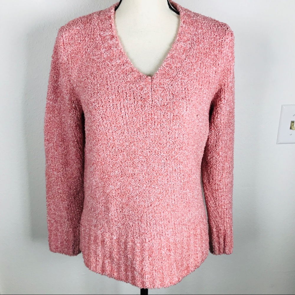 FRENCH LAUNDRY V NECK SOFT PINK WHITE PULLOVER